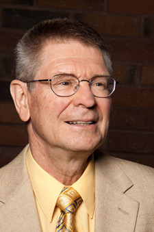 <b>Siegfried Othmer</b>, PhD, BCIAC is the Chief Scientist at the EEG Institute - siegfried-othmer-phd